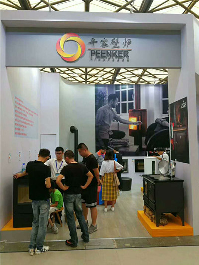 平客壁爐參加2018國(guó)際綠色建筑建材博覽會(huì)圓滿結(jié)束.jpg